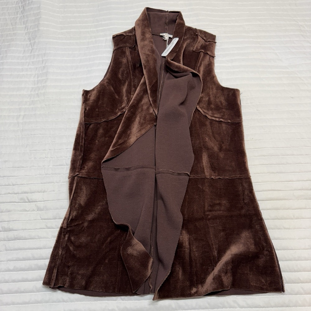 NWT Charming Charlie Women's‎ Reversible Faux Fur Vest Cardigan Size Medium